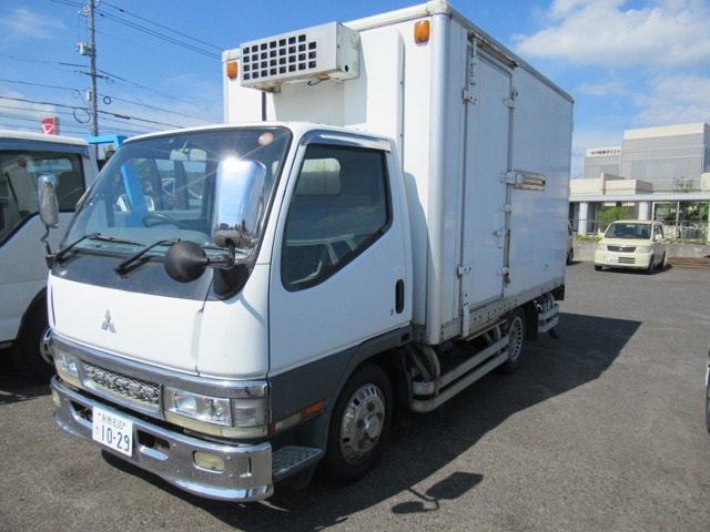 Mitsubishi Fuso Canter Guts 1
