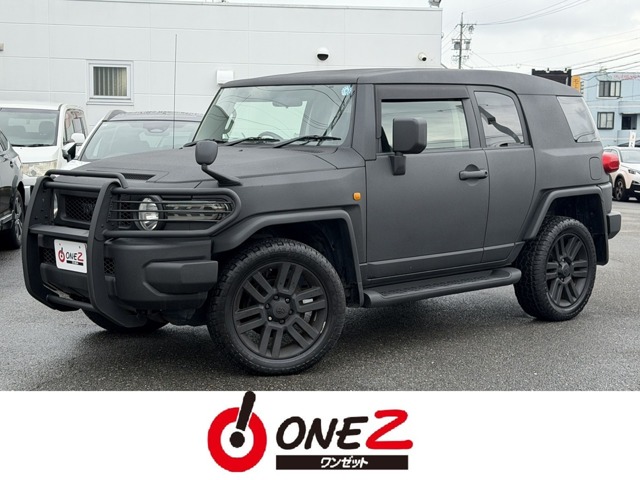 Toyota FJ Cruiser 2