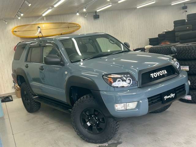 Toyota Hilux Surf 2