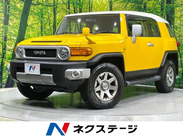Toyota FJ Cruiser 2