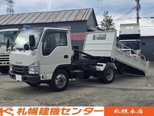 2015 Isuzu Elf