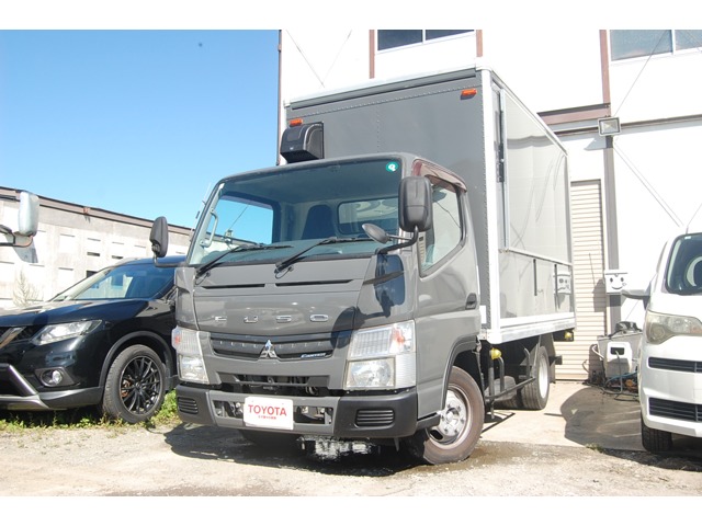 Mitsubishi Fuso Canter 1