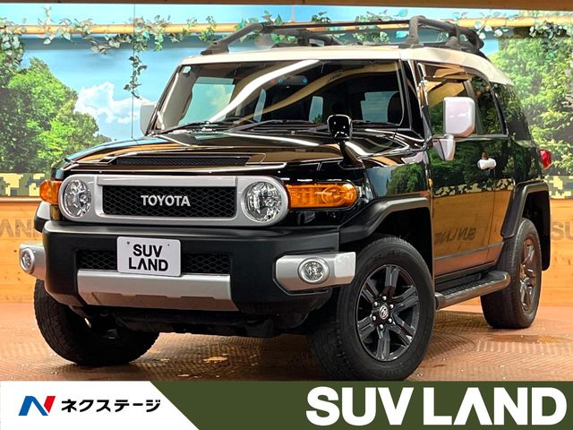 Toyota FJ Cruiser 2