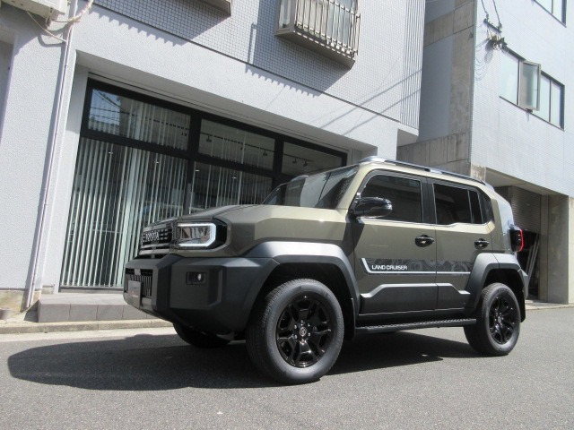 Toyota Land Cruiser FJ 1