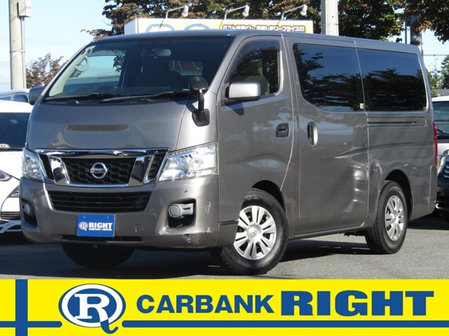 Nissan NV350 Caravan 1
