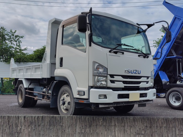 2018 Isuzu Forward