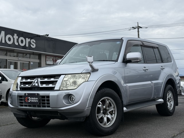 Mitsubishi Pajero 2