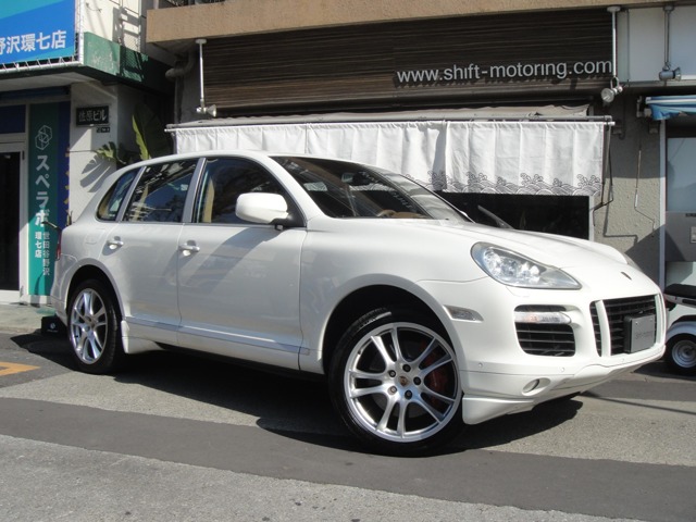 Porsche Cayenne 2