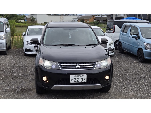 Mitsubishi Outlander 1