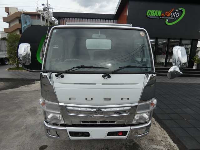 Mitsubishi Fuso Canter 2