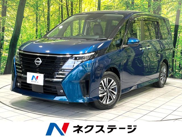 Nissan Serena 1