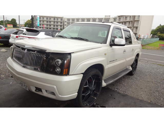 Cadillac Escalade EXT 1