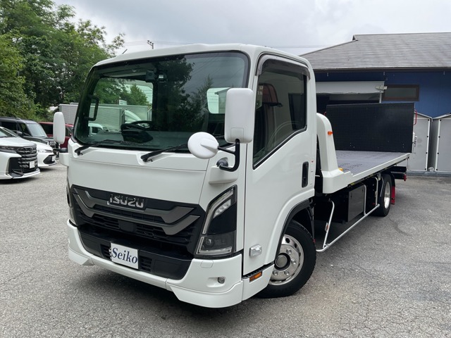 Isuzu Elf 1