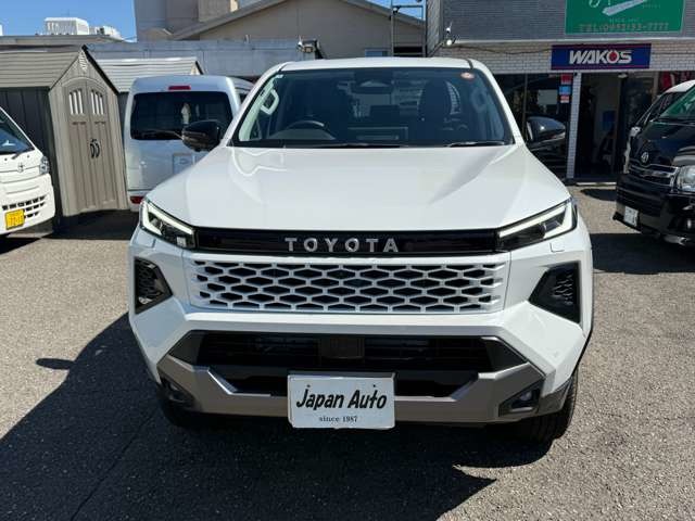 Toyota Hilux 1
