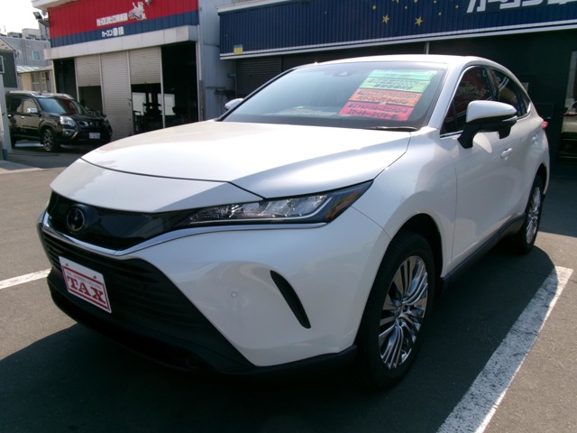 Toyota Harrier 1