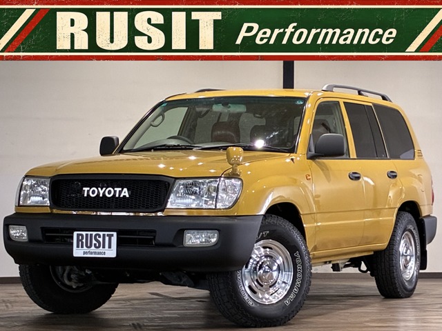 Toyota Land Cruiser 100 3
