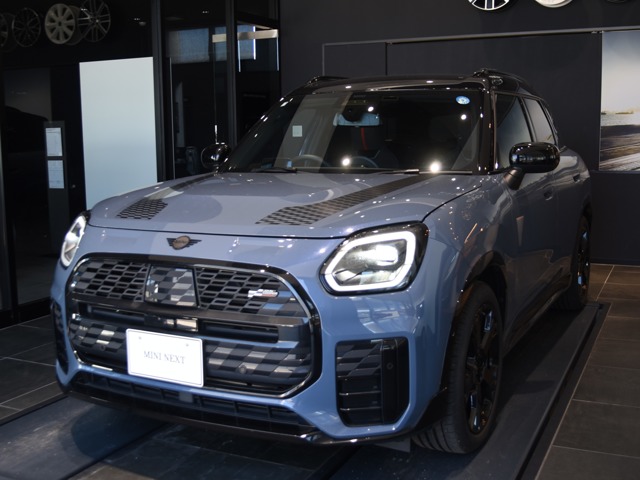 2025 MINI Countryman