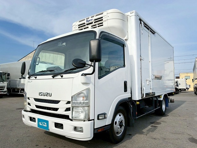 Isuzu Elf 1