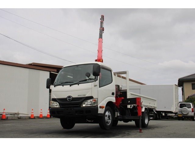 2013 Hino Dutro