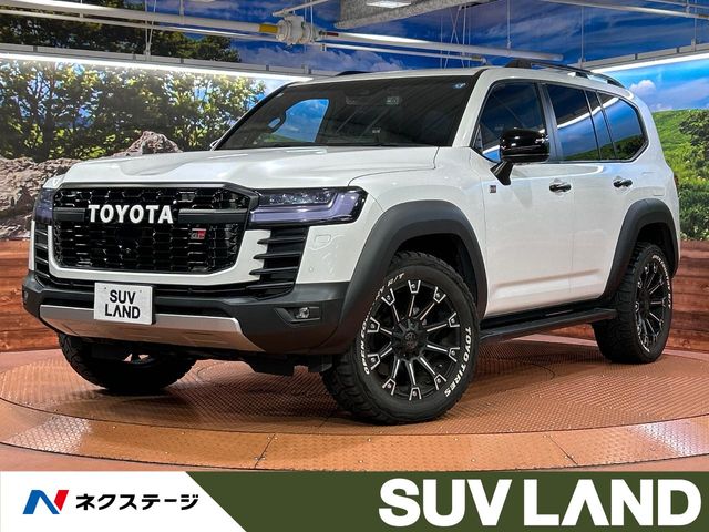 Toyota Land Cruiser 300 2