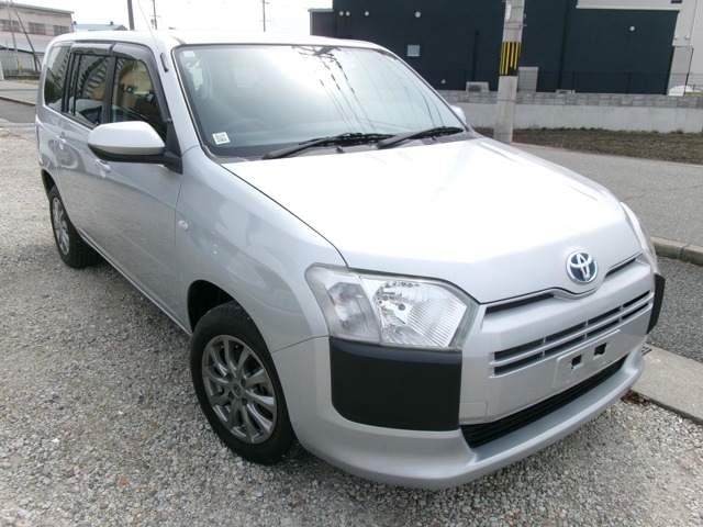 Toyota Probox Van 1