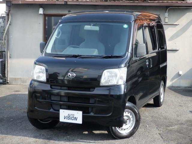Daihatsu Hijet Cargo 1