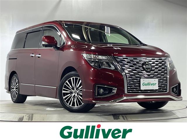 Nissan Elgrand 2