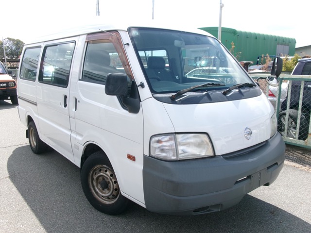 Nissan Vanette 1