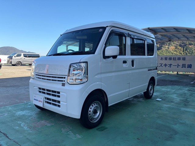 2022 Mitsubishi Minicab Van