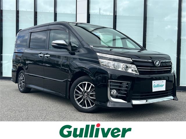 Toyota Voxy 1