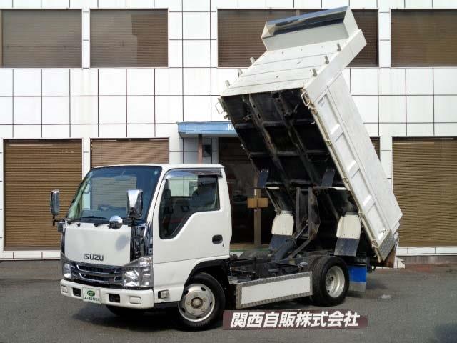 2017 Isuzu Elf