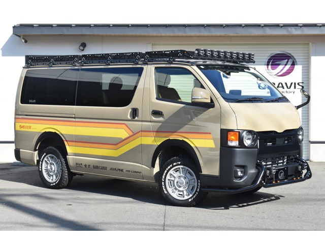 Toyota Hiace Van 1