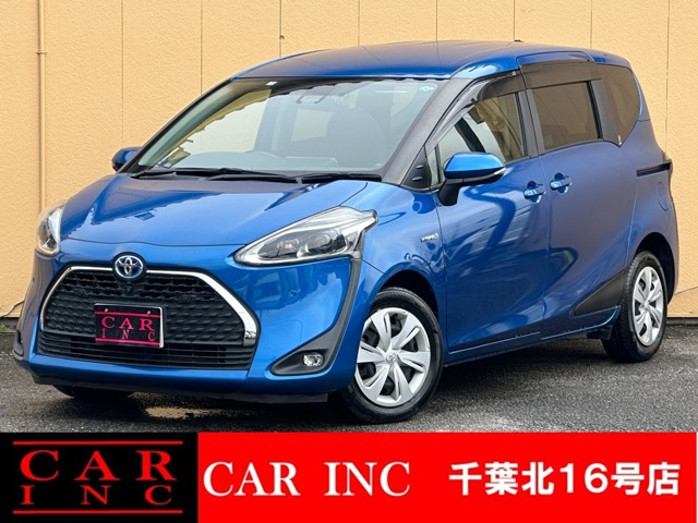 Toyota Sienta 1