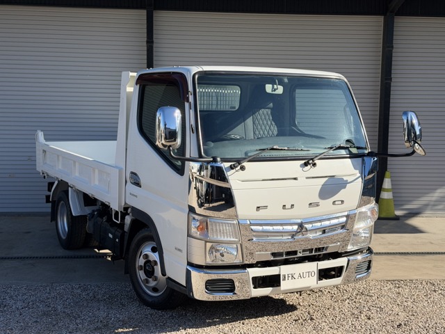 Mitsubishi Fuso Canter 1