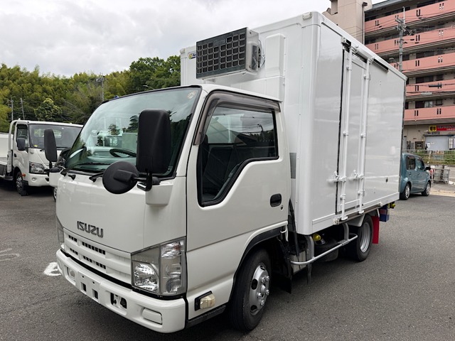 2014 Isuzu Elf