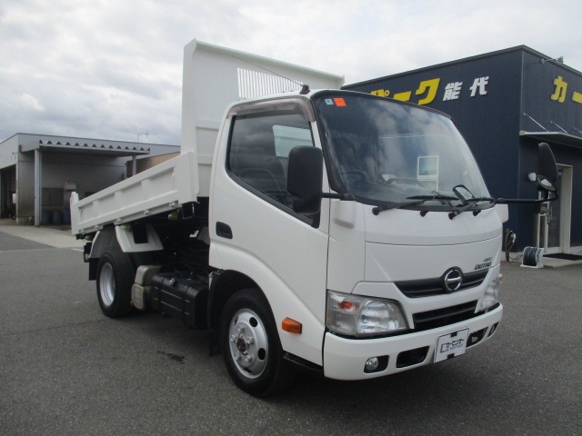 2014 Hino Dutro