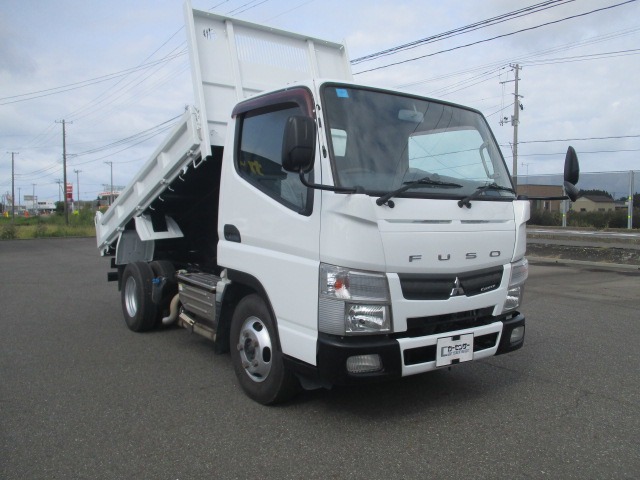 Mitsubishi Fuso Canter 1