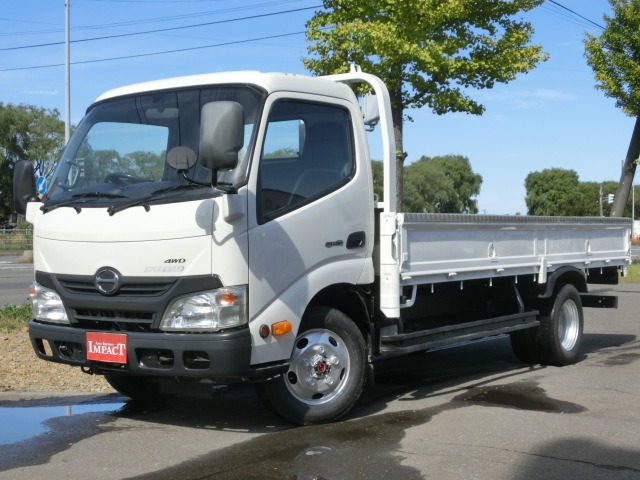 2011 Hino Dutro