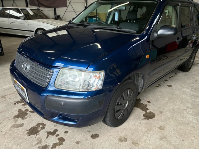 2013 Toyota Succeed Van