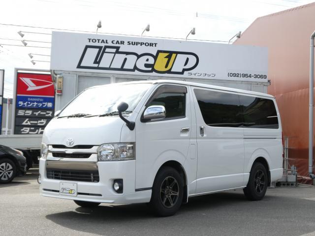 Toyota Hiace Van 1