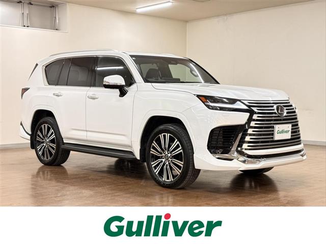 Lexus LX 1