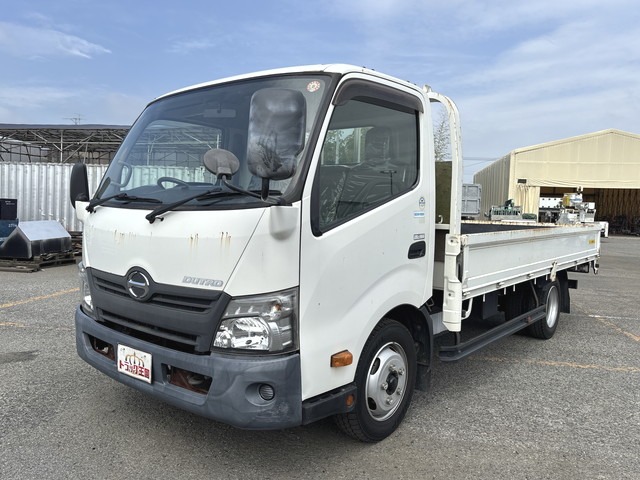 Hino Dutro 1