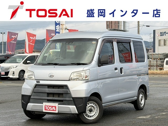 Daihatsu Hijet Cargo 1