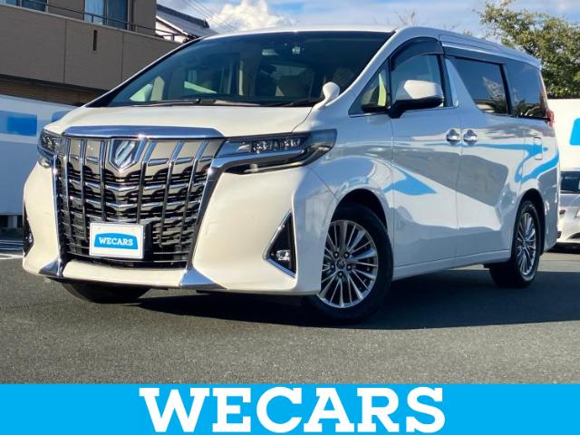 Toyota Alphard 1