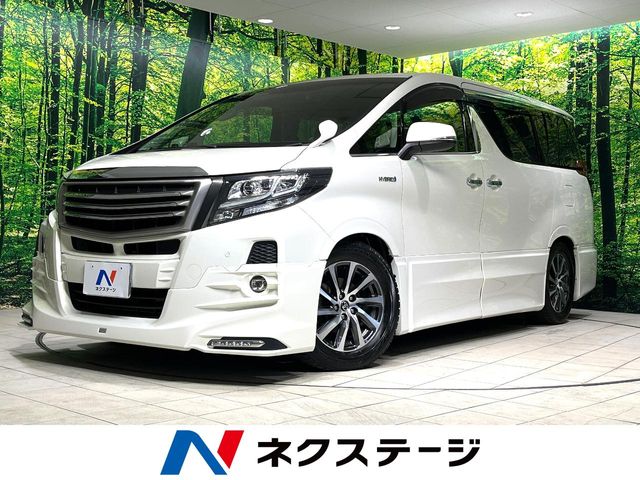 Toyota Alphard 1