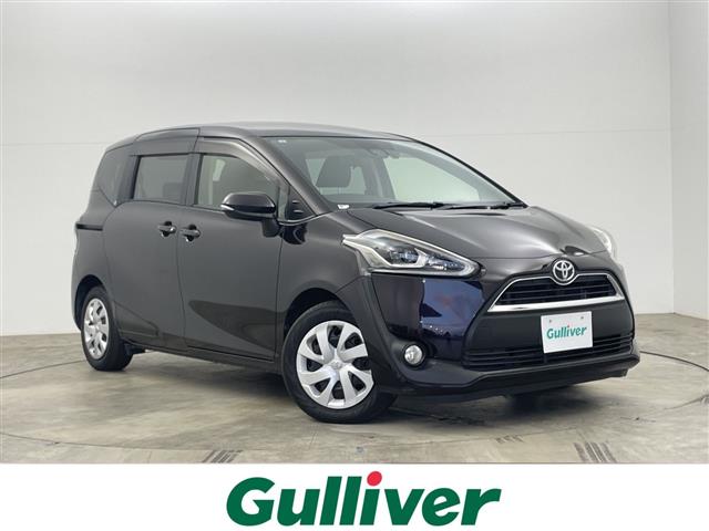Toyota Sienta 1