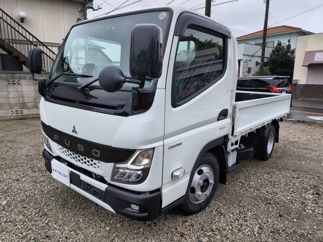 2025 Mitsubishi Fuso Canter