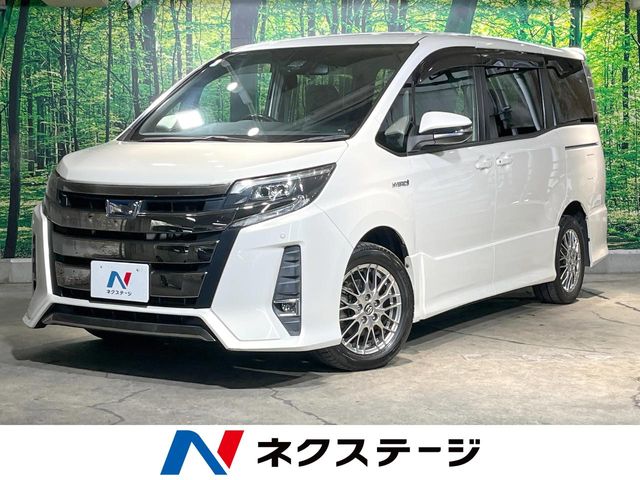 Toyota Noah 1