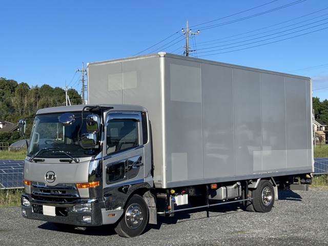 2017 UD Trucks Condor