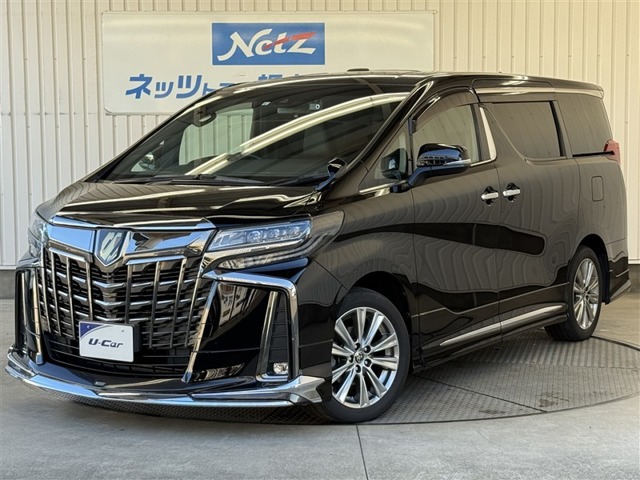 Toyota Alphard 1
